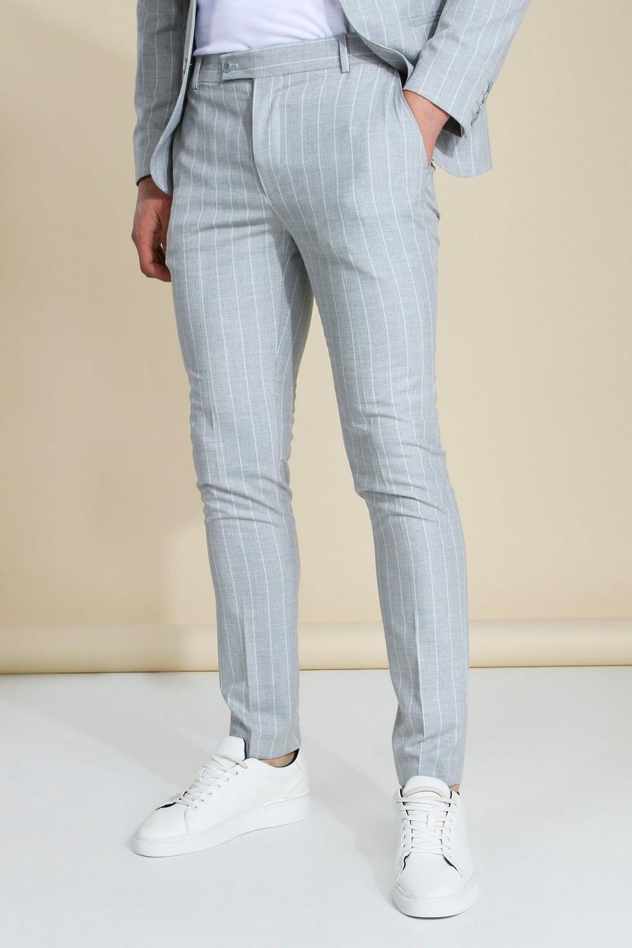 Grey Kritstrecksrandiga kostymbyxor i skinny fit image number 1