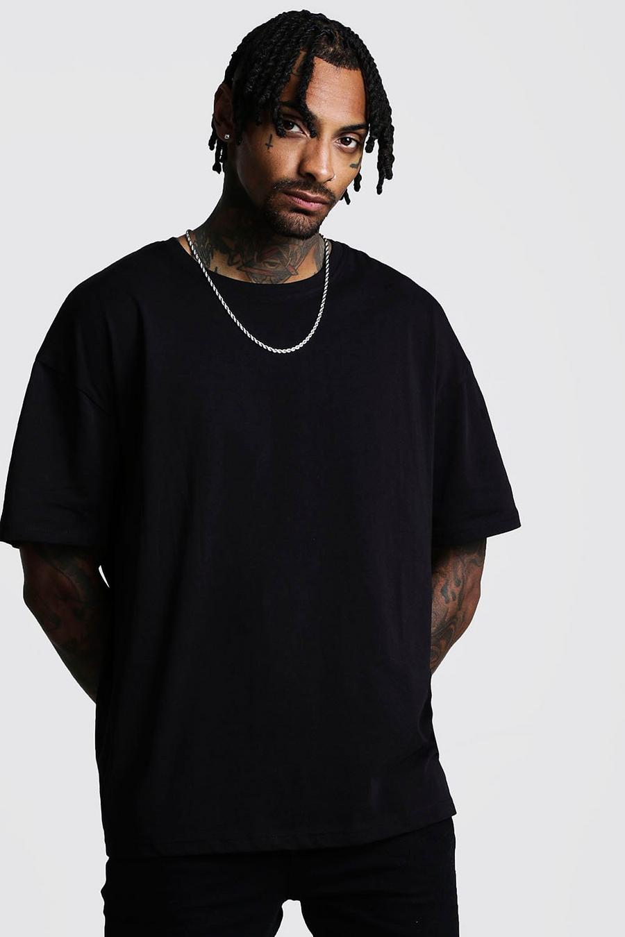 Camiseta extra grande con cuello de pico, Negro image number 1