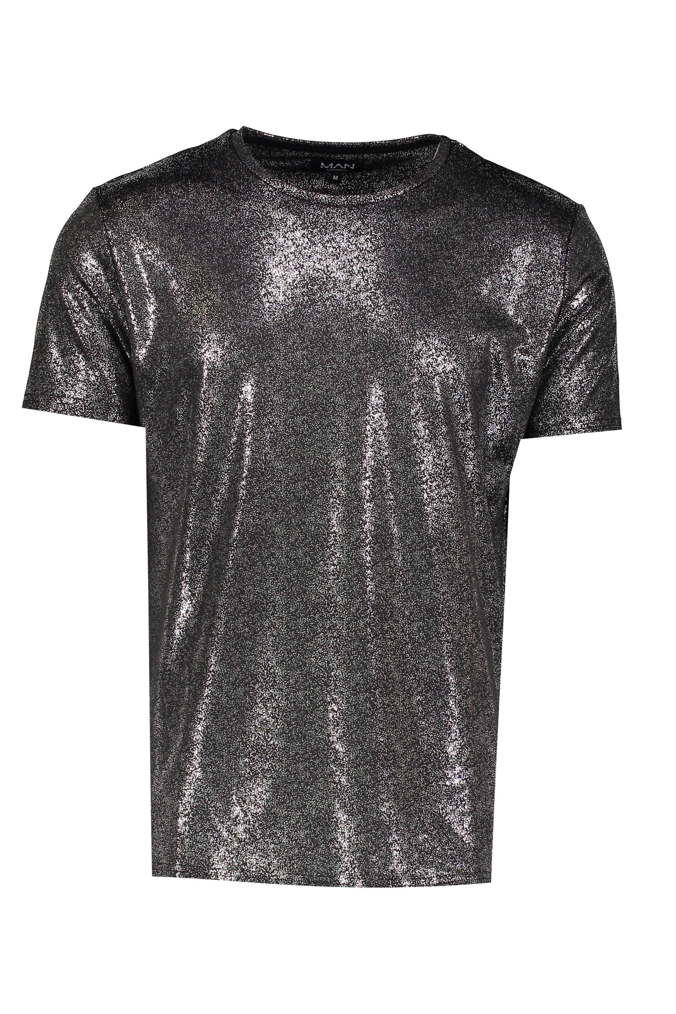 Camiseta marcada con brillo plateado