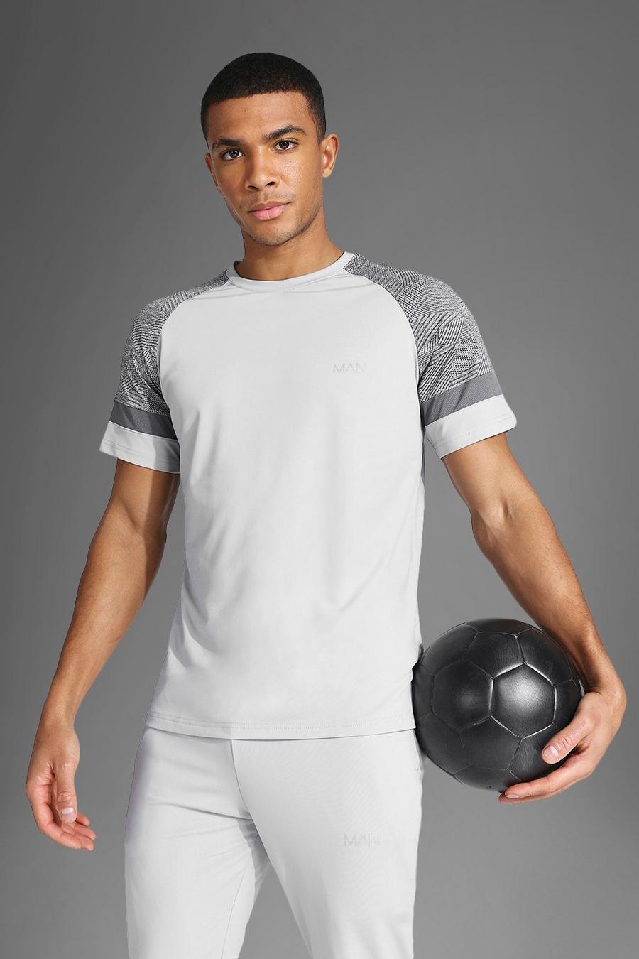 Grey MAN Active T-shirt med mönstrade paneler image number 1