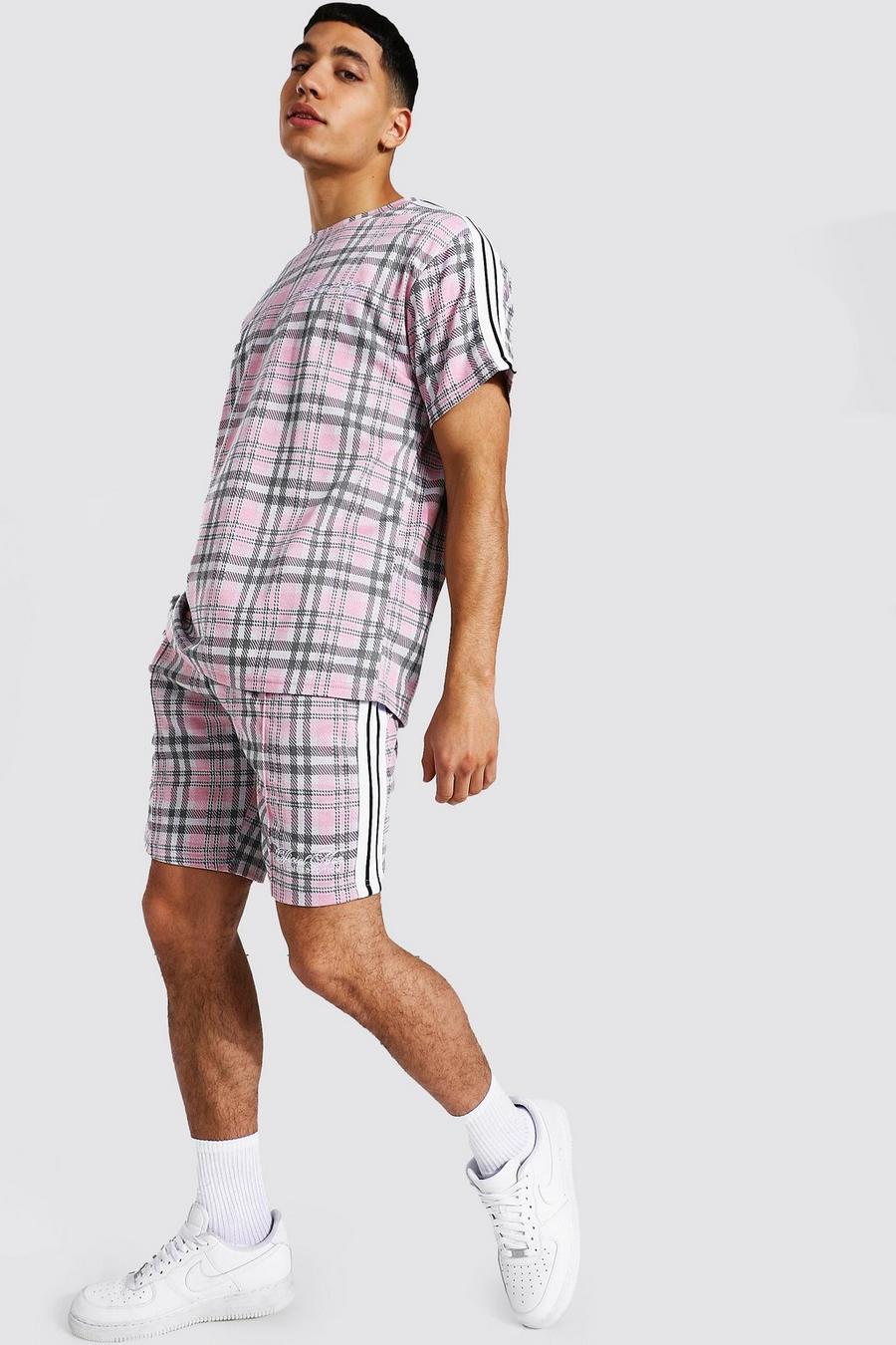 Pink MAN Oversize rutig t-shirt och shorts med kantband image number 1