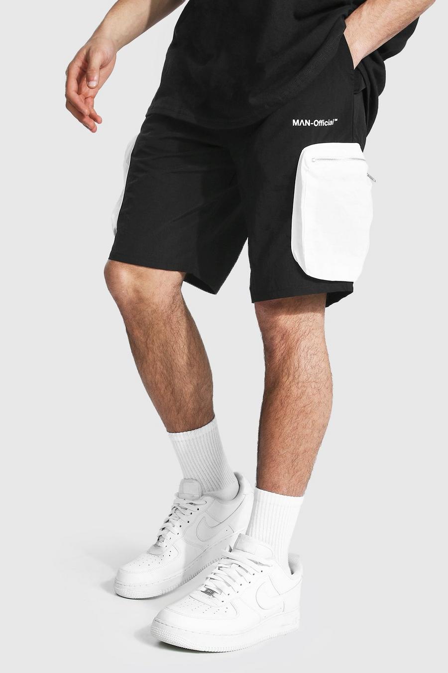 Shell Cargo-Shorts in Knitteroptik mit 3D-Taschen und Man-Print, Schwarz image number 1
