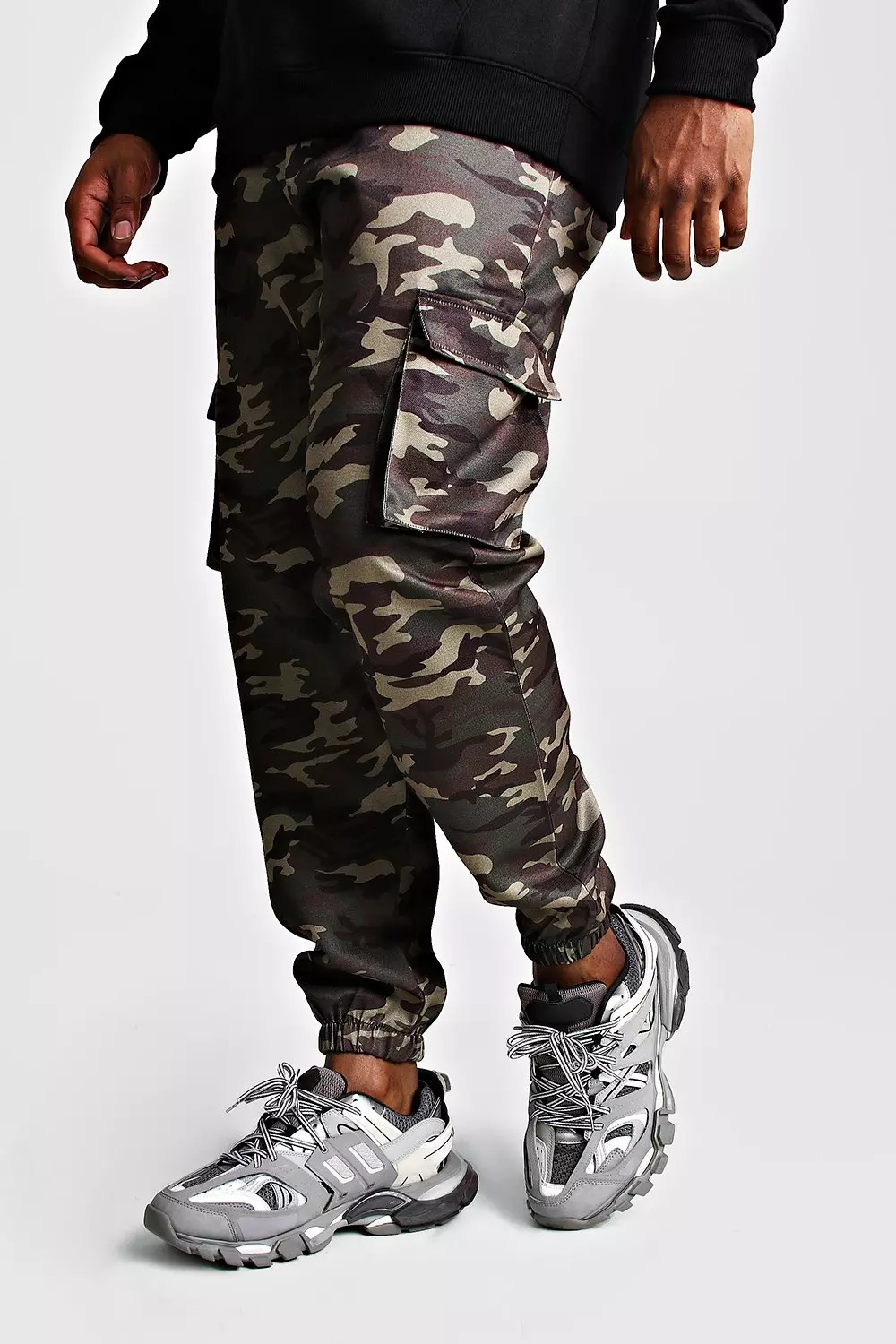 Camo cargo best sale jogger pants