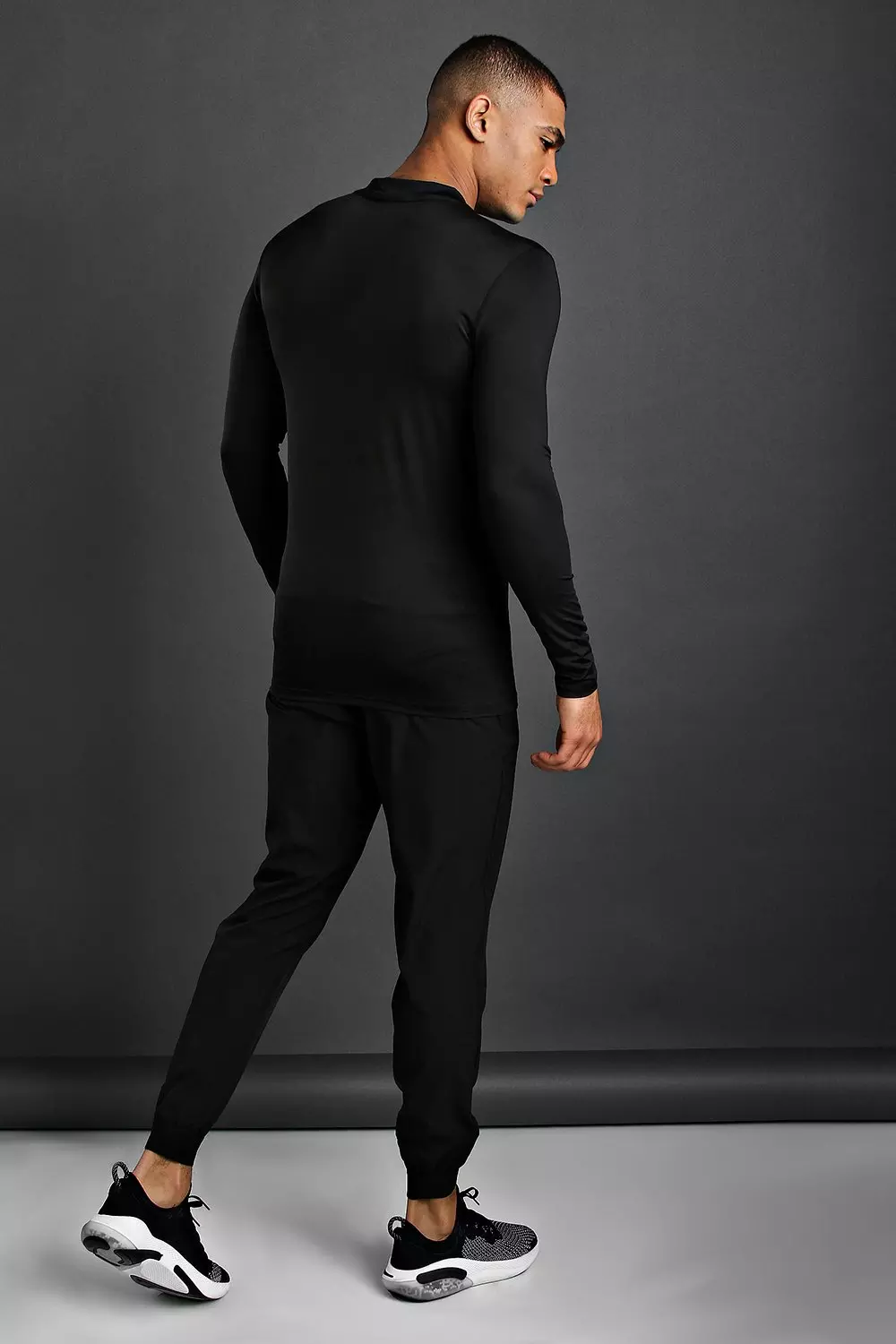 Man Active Gym Compression Long Sleeve Tee