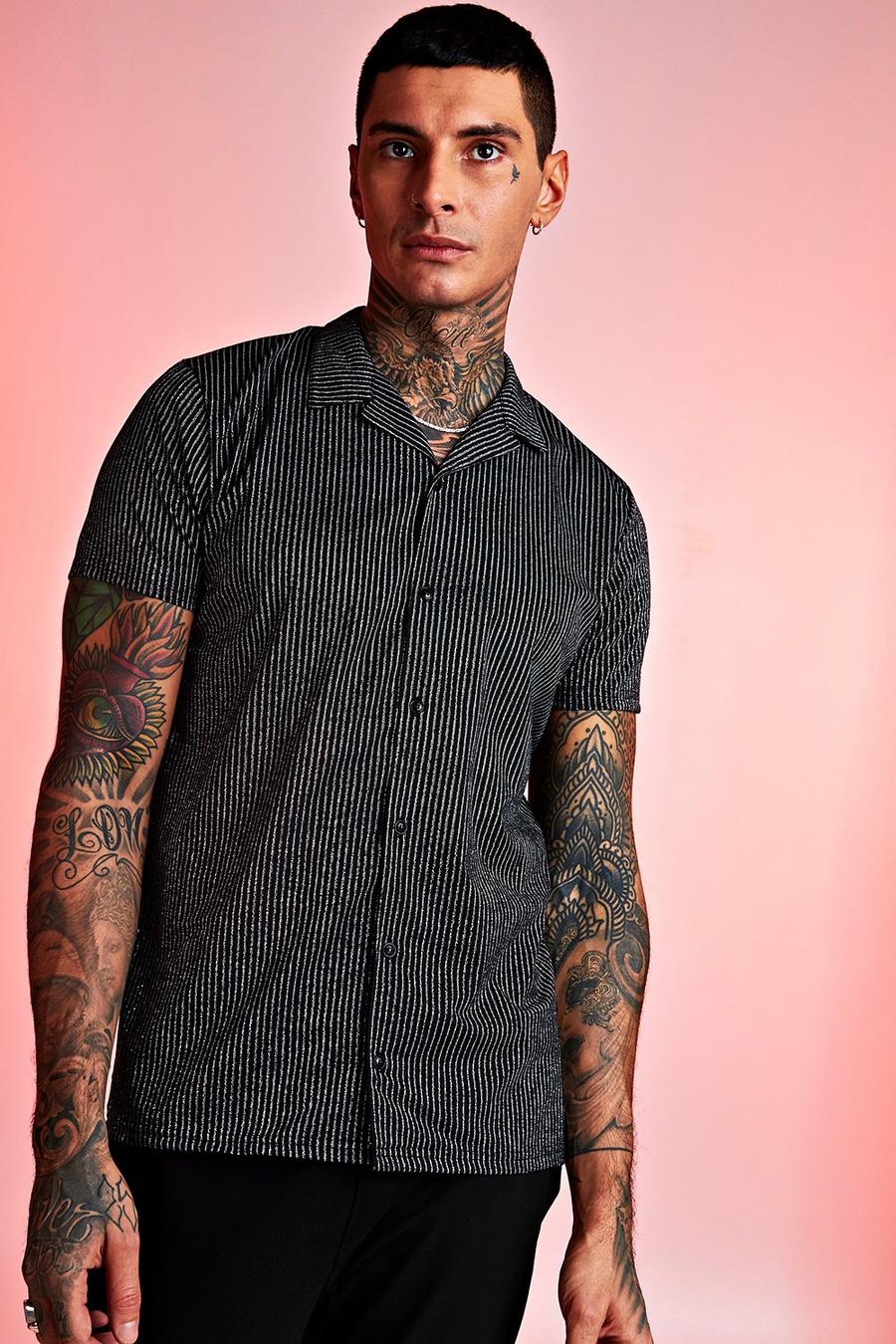 Black Short Sleeve Revere Collar Metallic Stripe Shirt image number 1