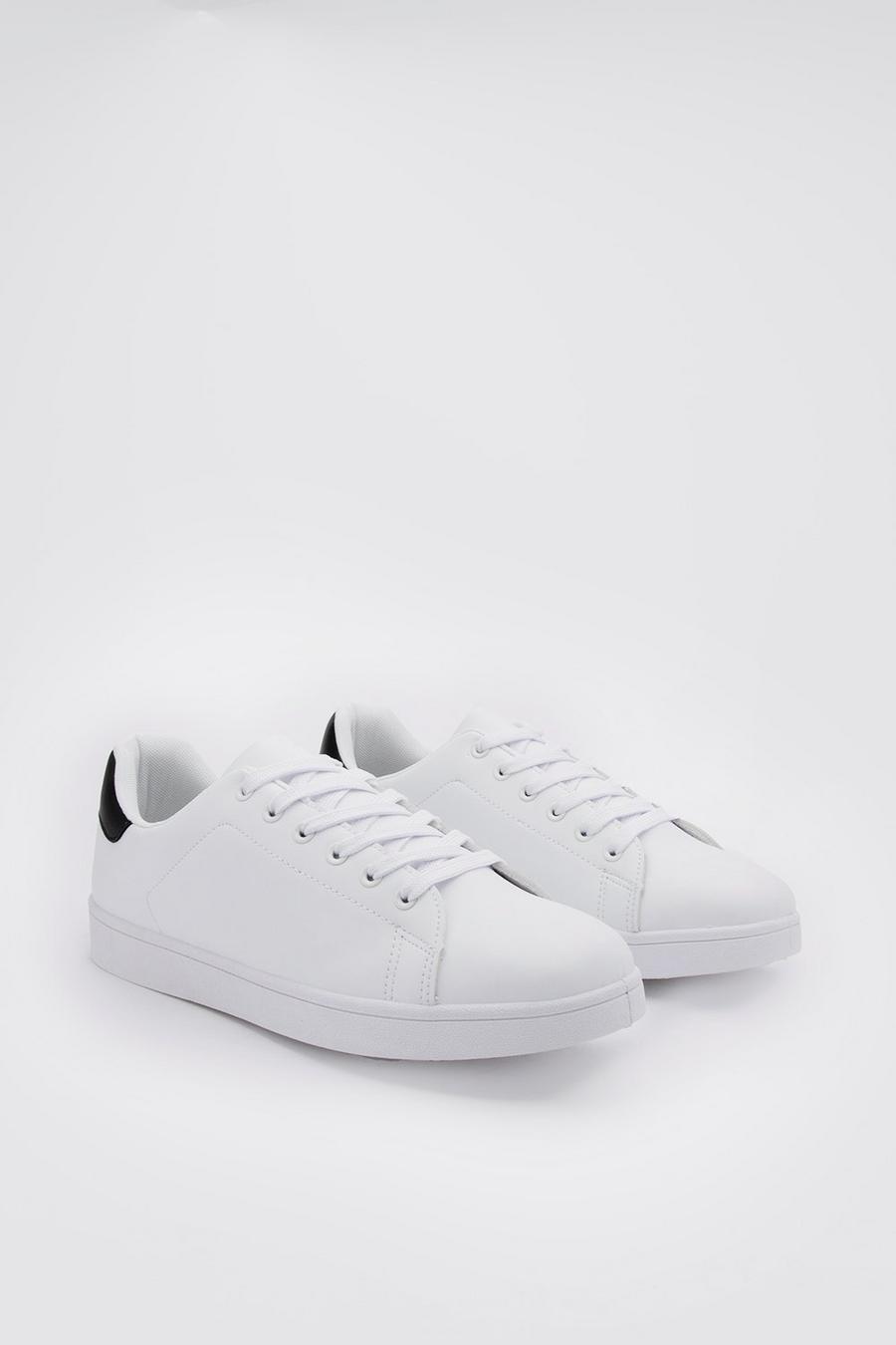 White Klassiska sneakers med snörning image number 1