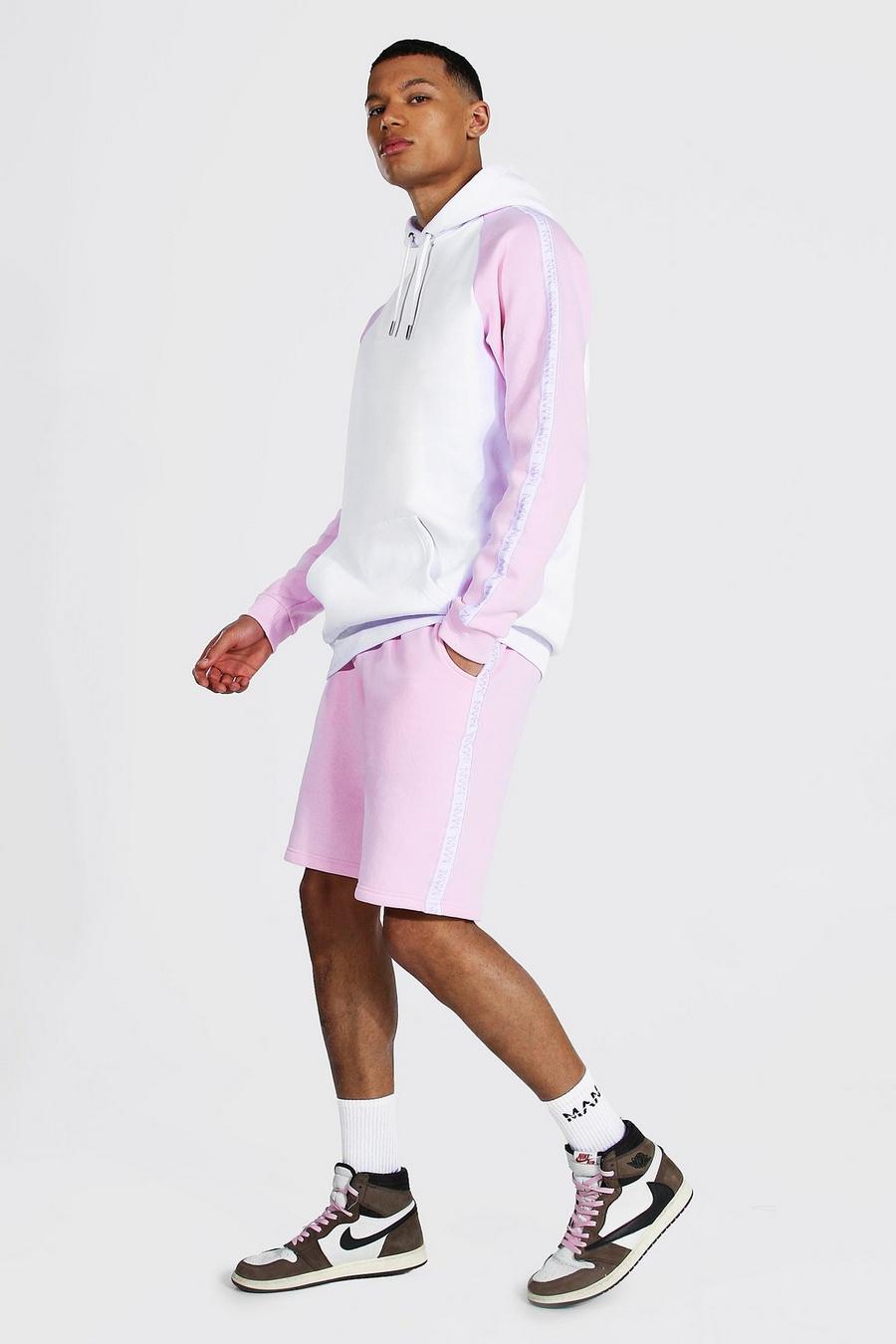 Tuta sportiva con felpa con cappuccio a blocchi di colore e pantaloncini con fasce e scritta MAN, Rosa pastello image number 1