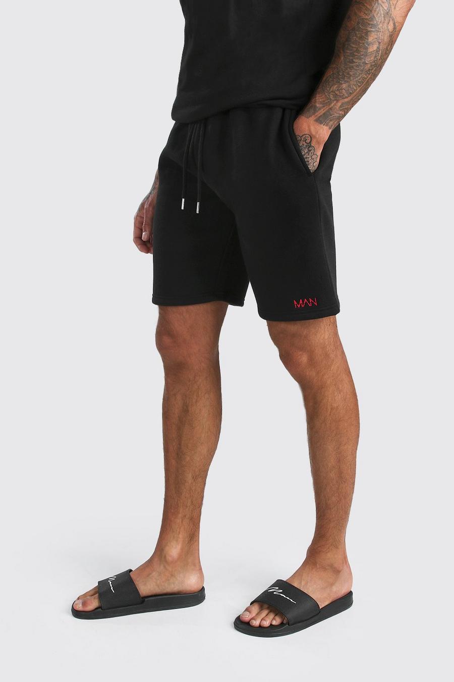 Mittellange Jersey-Shorts mit Original MAN-Print image number 1