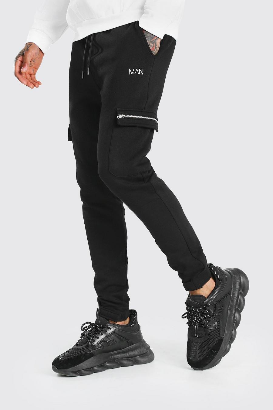 Cargo Jogginghosen mit Reißverschluss, verstellbarem Bündchen und „MAN“-Print, Schwarz image number 1