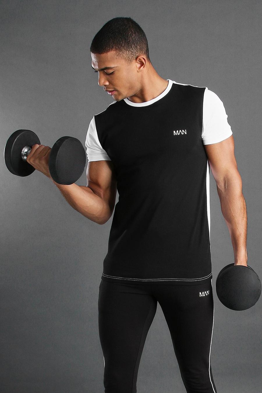 MAN Active T-shirt i muscle fit med blockfärger image number 1