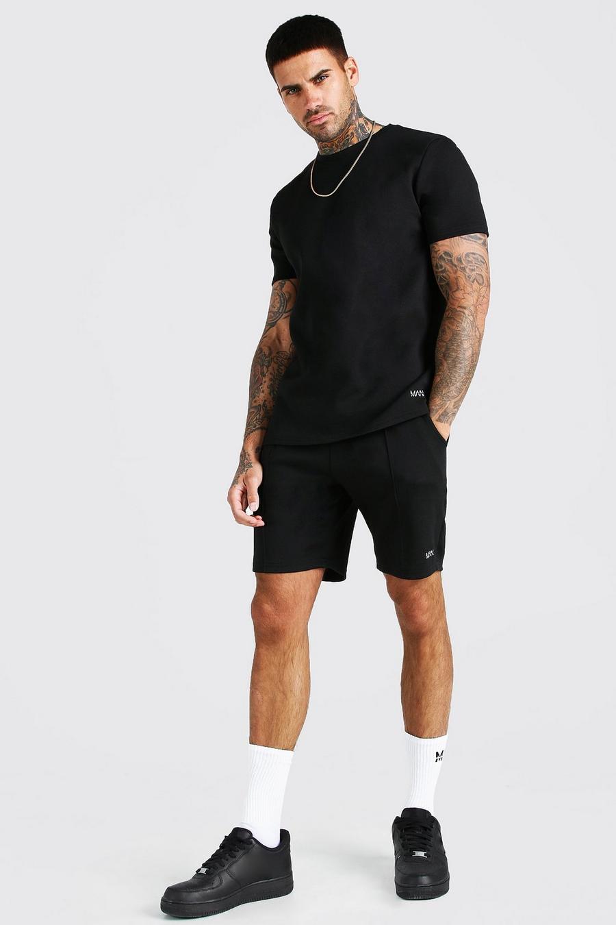 Zwart Man Geborduurd Scuba T-Shirt En Shorts Met Biezen image number 1