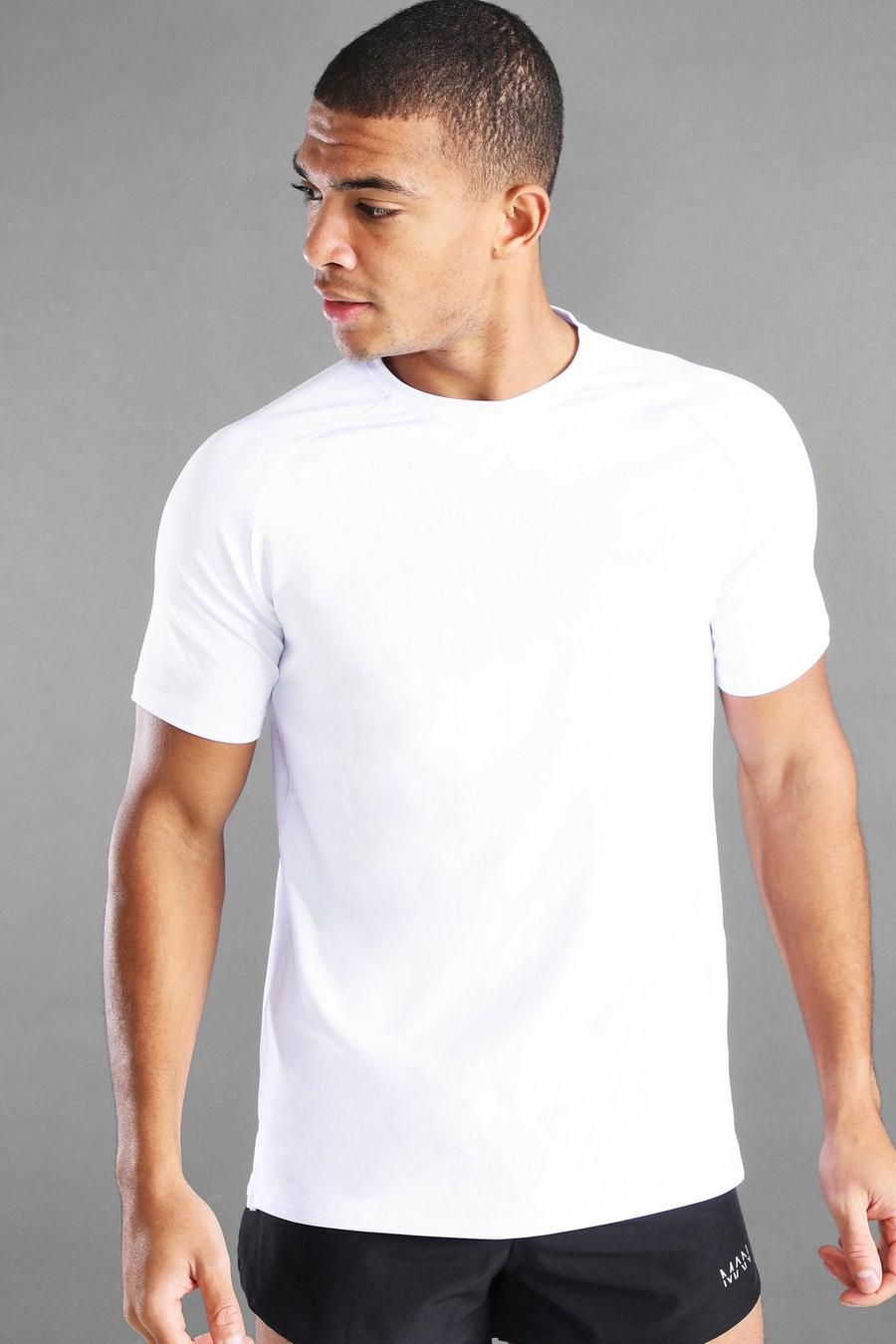 MAN Active T-Shirt With Split Hem image number 1