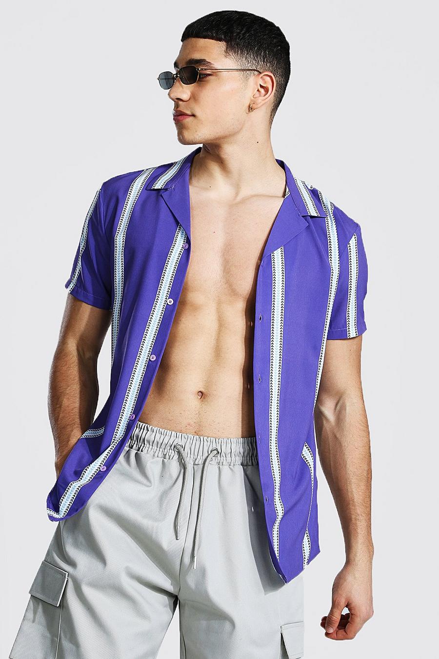 Camicia sagomata a righe con maniche corte e colletto con risvolti, Azzurro image number 1