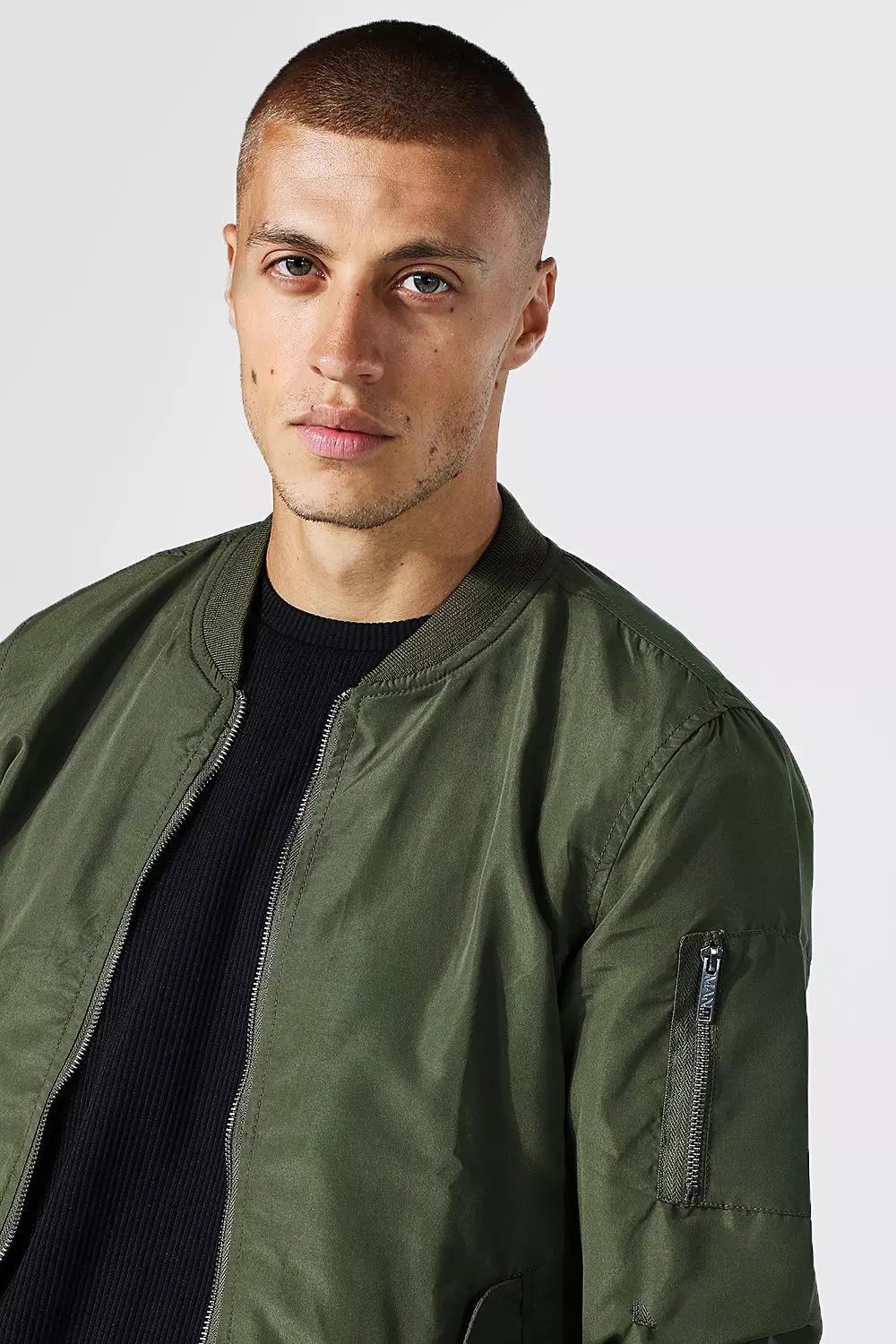 Pull and bear ma1 hotsell bomber jacket