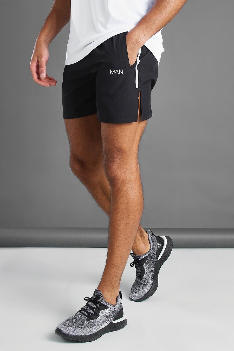 MAN Active Shorts mit geschlitztem Saum, Schwarz image number 1