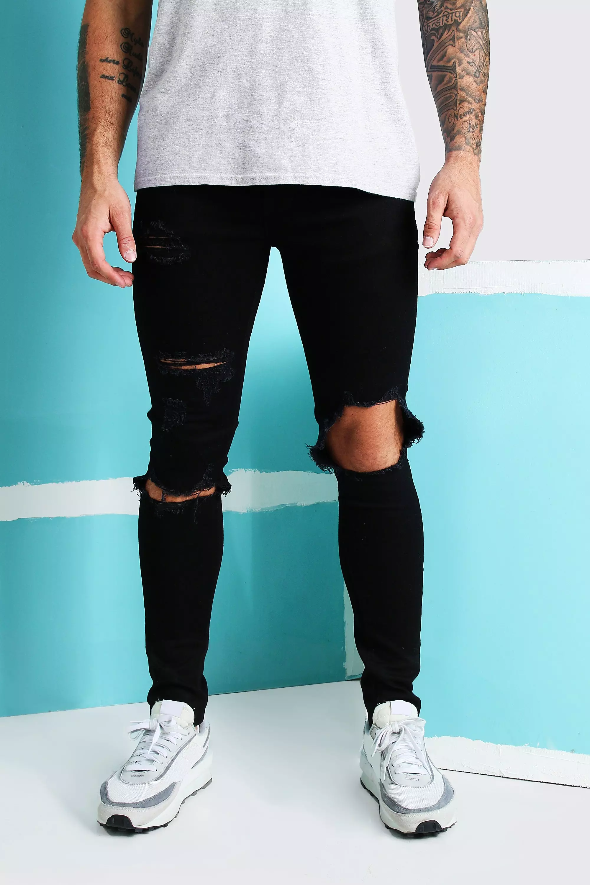 lov fraktion frugter Men's Super Skinny Blow Out Ripped Knee Jeans | boohoo
