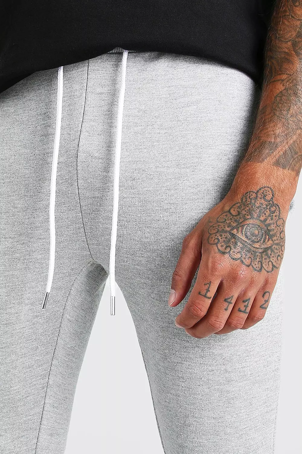 Super skinny best sale nike joggers