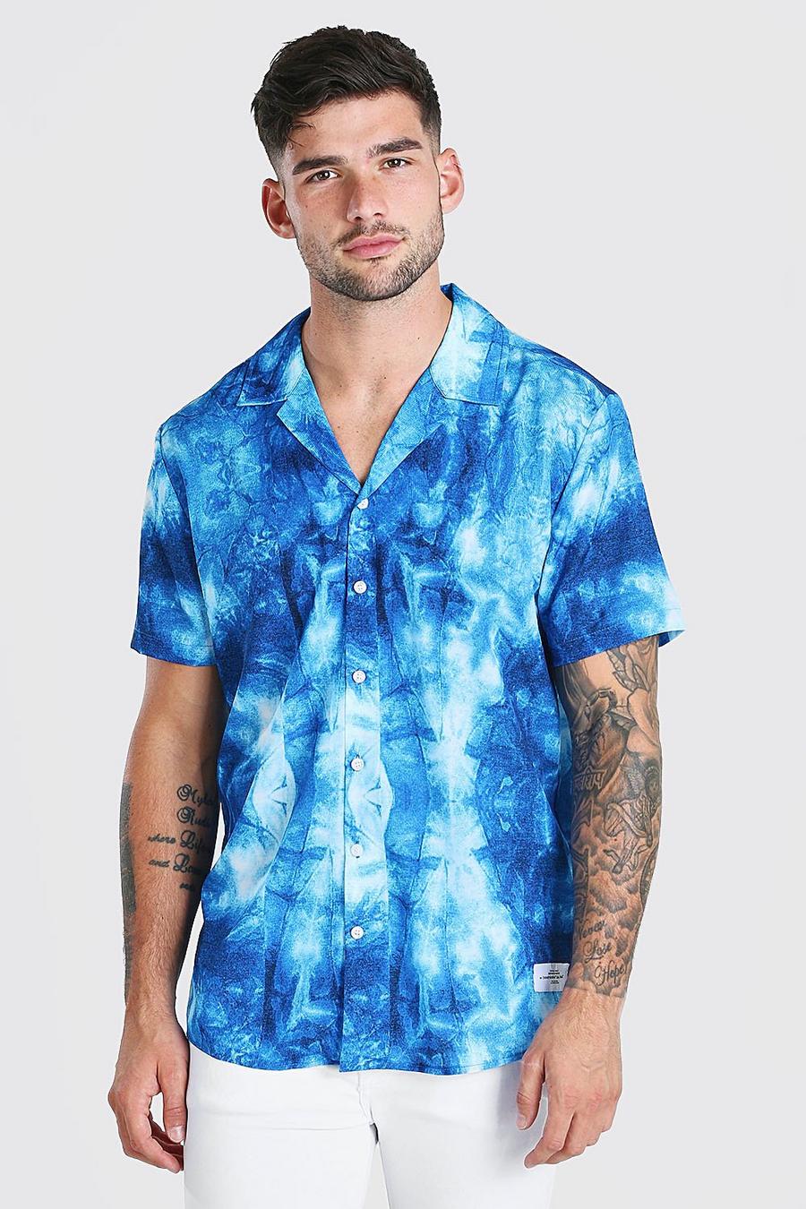 Blue MAN Short Sleeve Relaxed Fit Shirt With Woven Tab image number 1