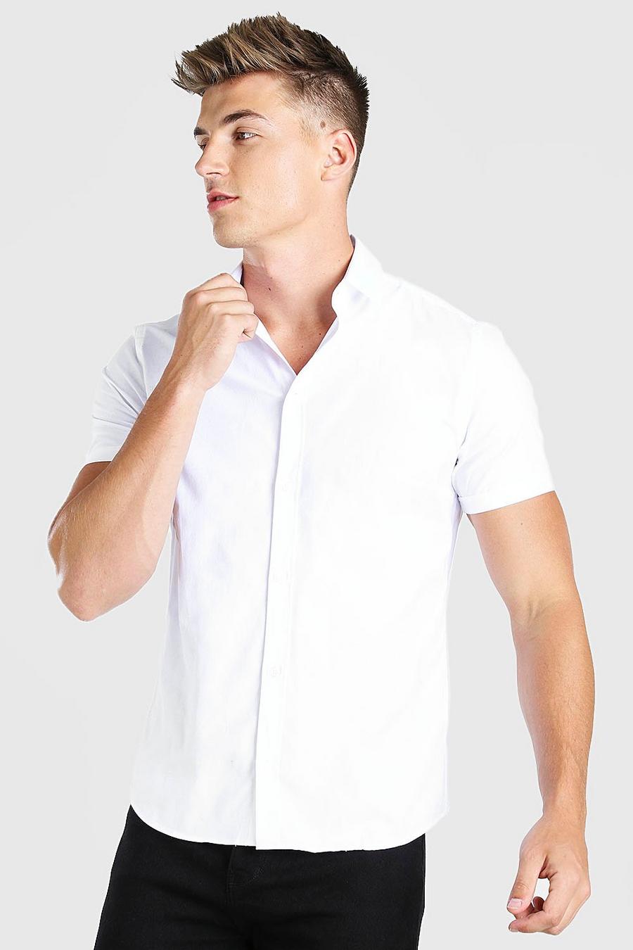 White Kortärmad skjorta i muscle fit image number 1