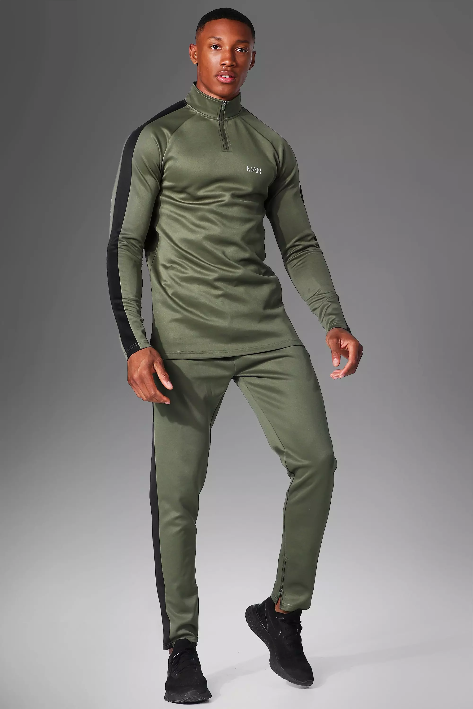 Muscle fit cheap tracksuit mens