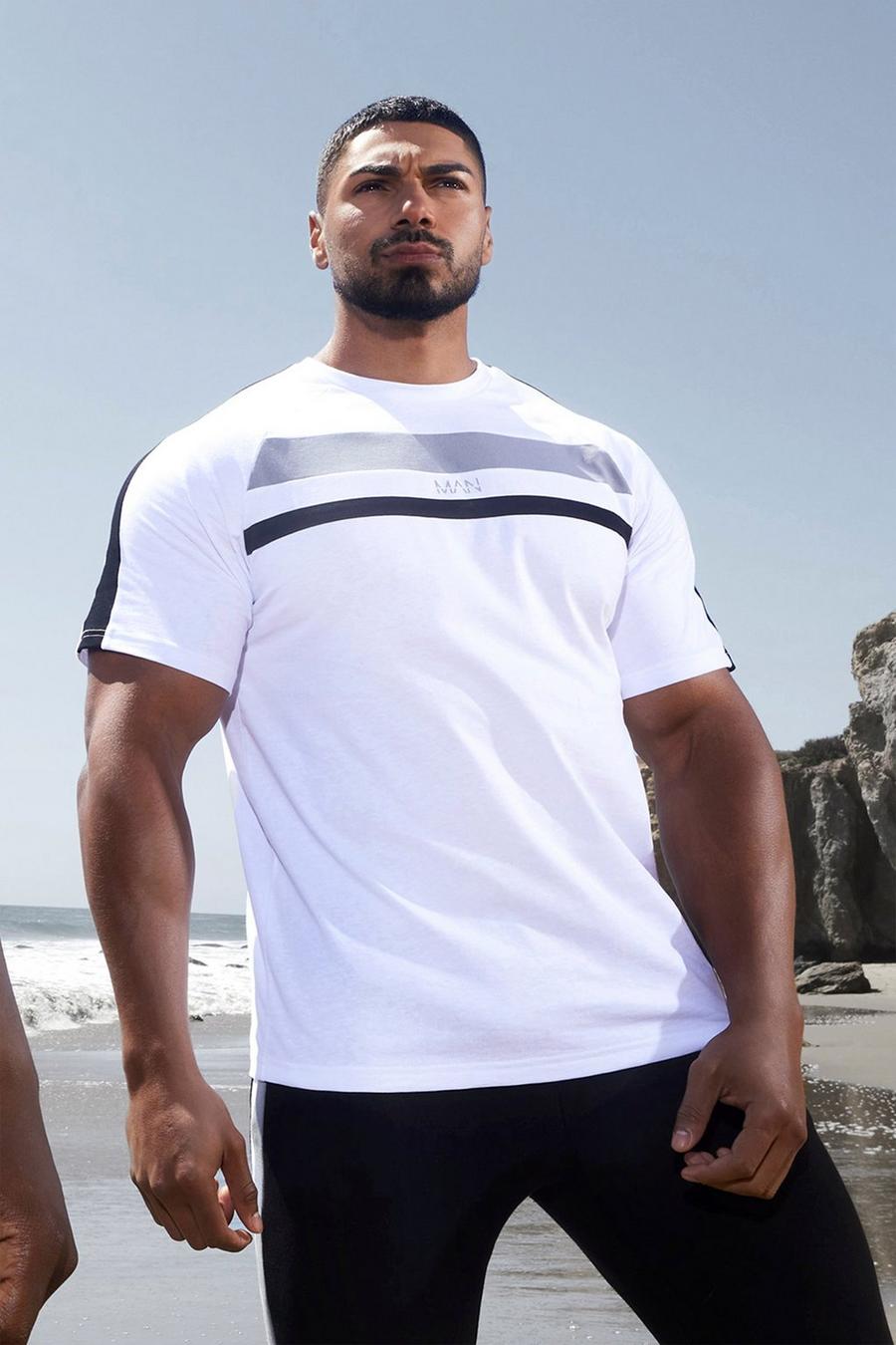 White Man Active T-Shirt Met Colour Block Paneel image number 1