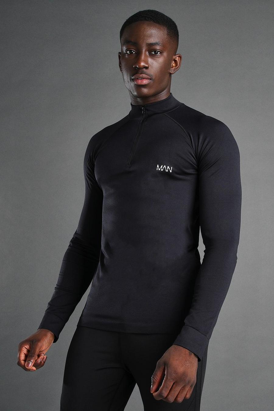 Black MAN Active Seamless 1/4 Zip Pullover image number 1