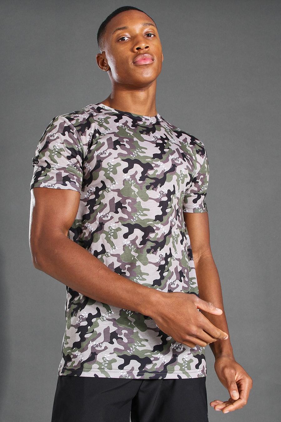 T-shirt coupe moulante imprimé camouflage, Kaki image number 1