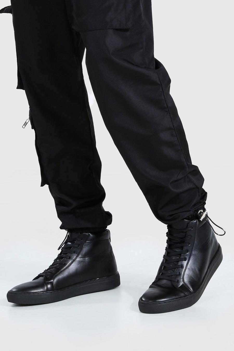 שחור נעלי ספורט דמויות עור בגזרה גבוהה image number 1
