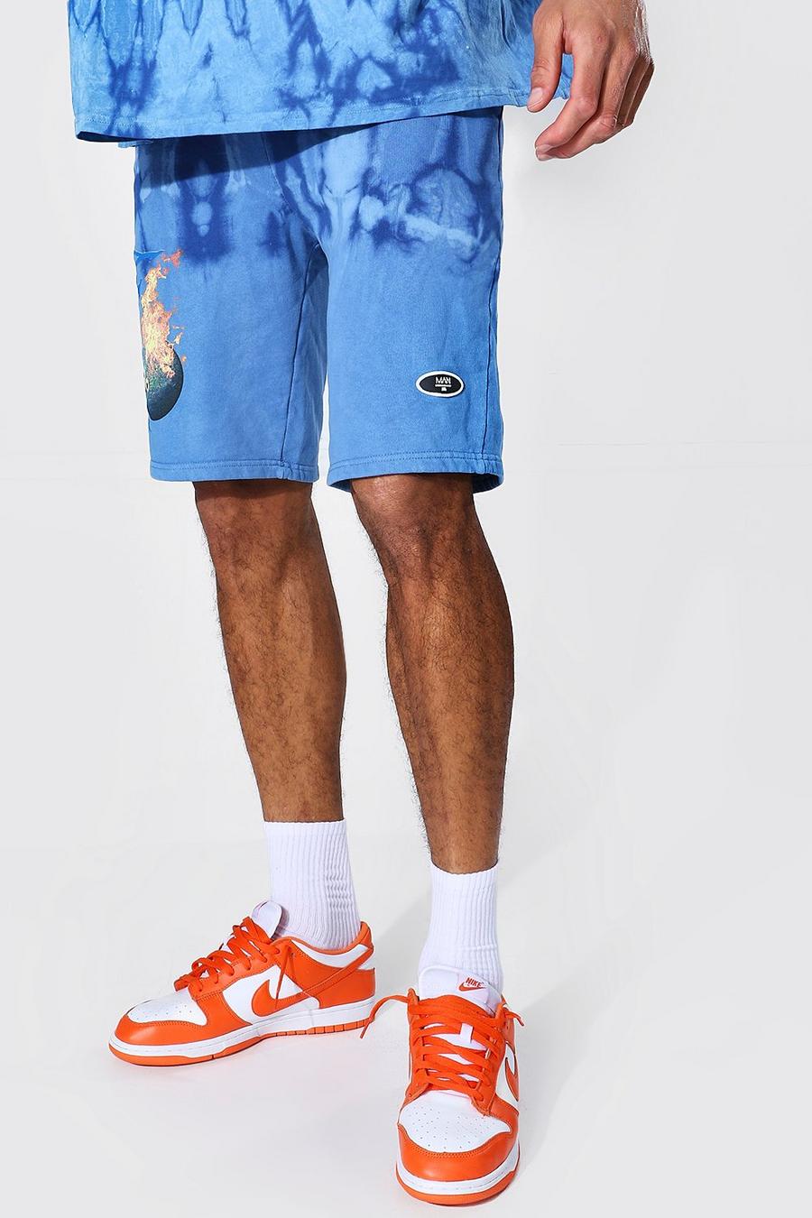 Tall Regular Fit Jersey-Shorts mit Batik-Muster und Flammen-Print, Blau image number 1