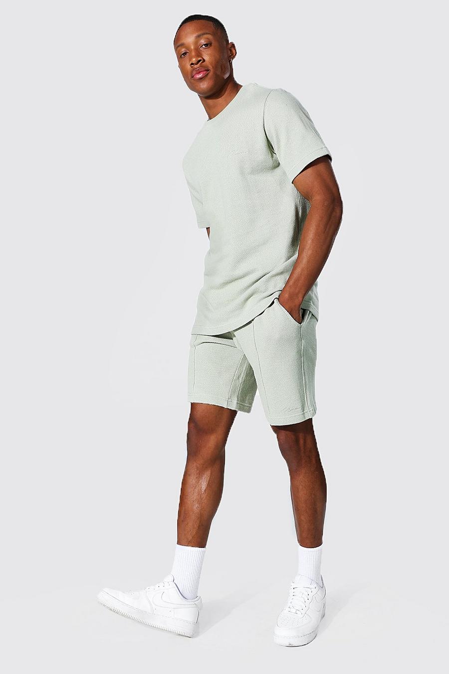 Conjunto de pantalón y camiseta cortos MAN ajustados de piqué con alforza, Verde salvia image number 1