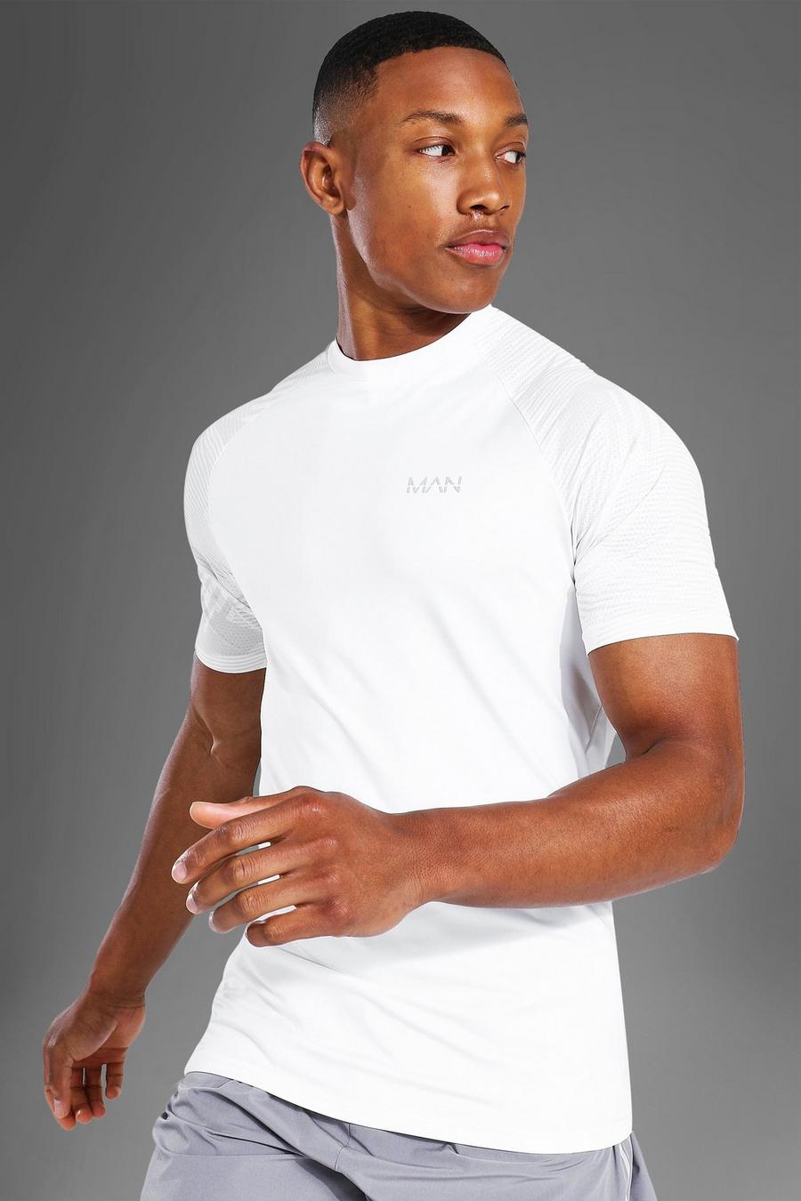 T-shirt raglan Muscle Fit abstrait MAN Active, Blanc image number 1