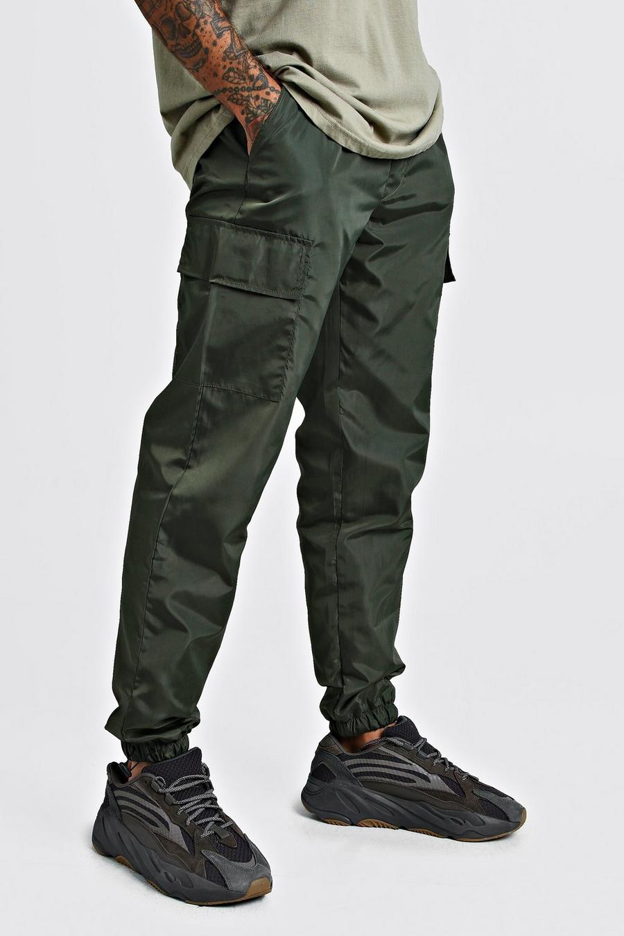 Pantaloni tuta cargo in nylon con fondo elasticizzato image number 1