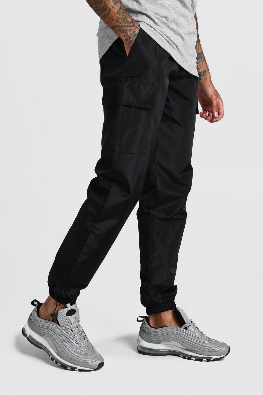 Pantalones de correr cargo de nailon con dobladillo elástico, Negro image number 1