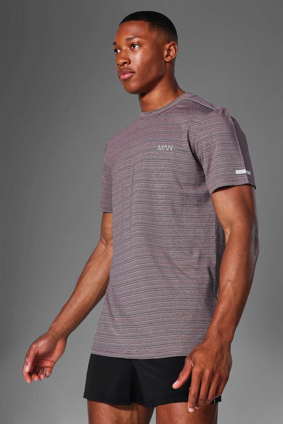Maroon Man Active Gym Textured T Shirt image number 1