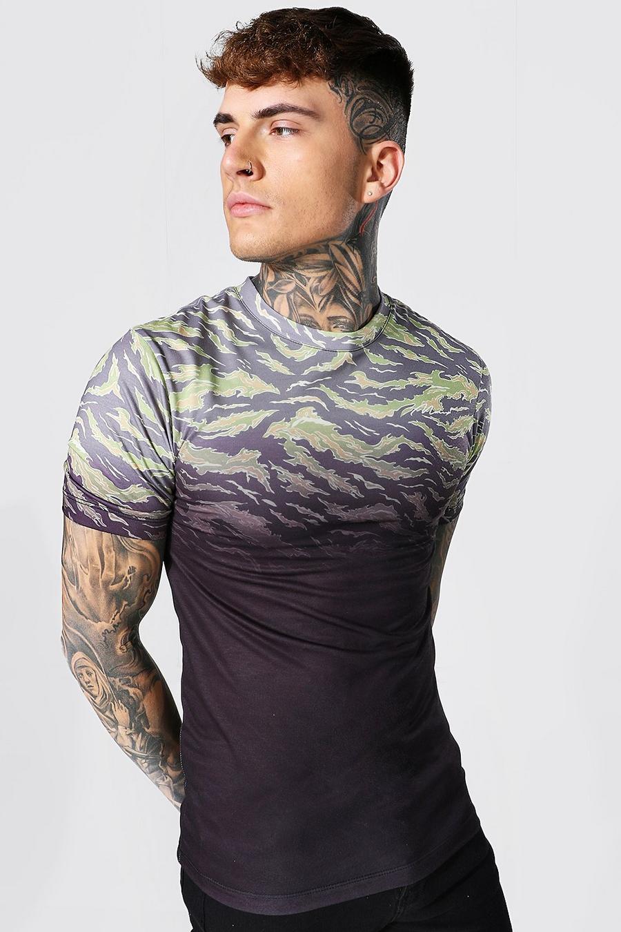 Muscle Fit T-Shirt mit Animal-Print und Man-Schriftzug, Khaki image number 1