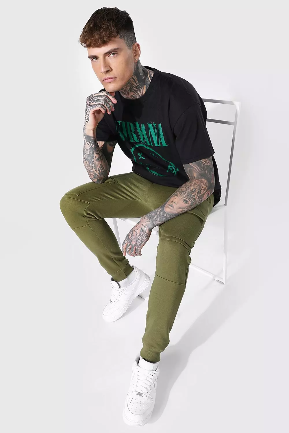 Front pocket best sale panelled cargo jogger