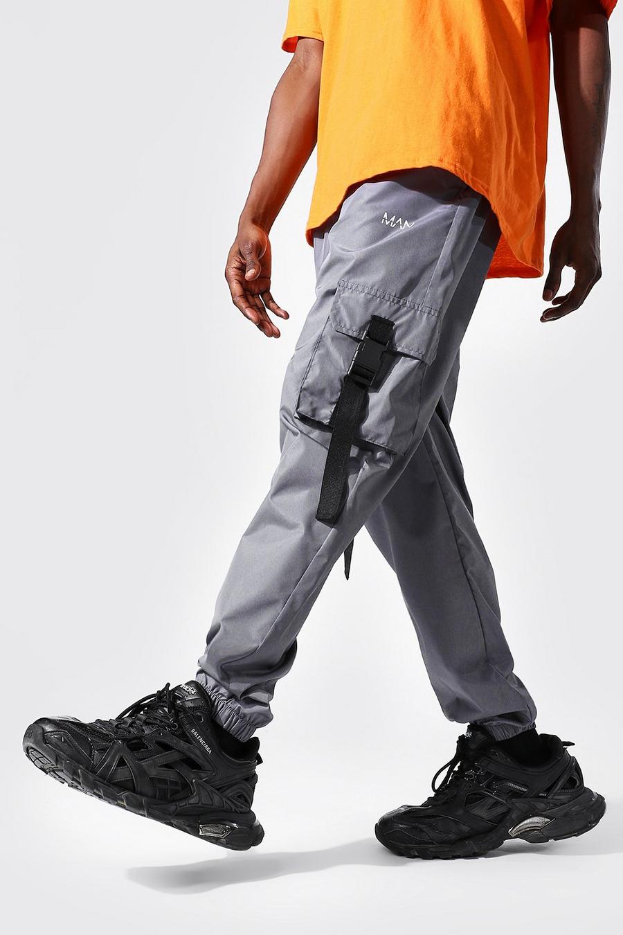 אפור כהה מכנסי ריצה Official MAN עם אבזם צדפה image number 1