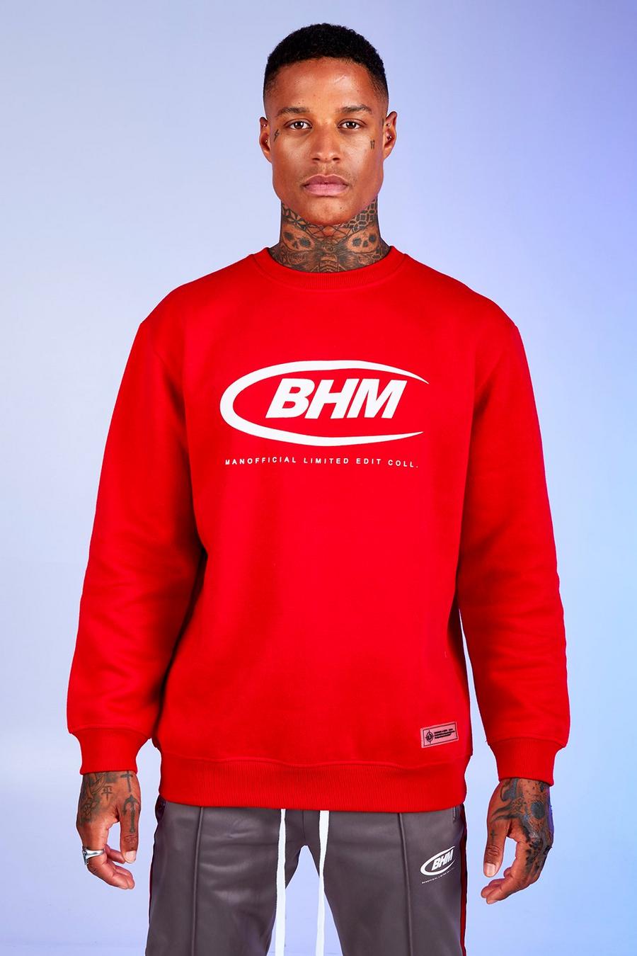 Red Deno Driz Sweatshirt i ledig modell med BHM-motiv image number 1