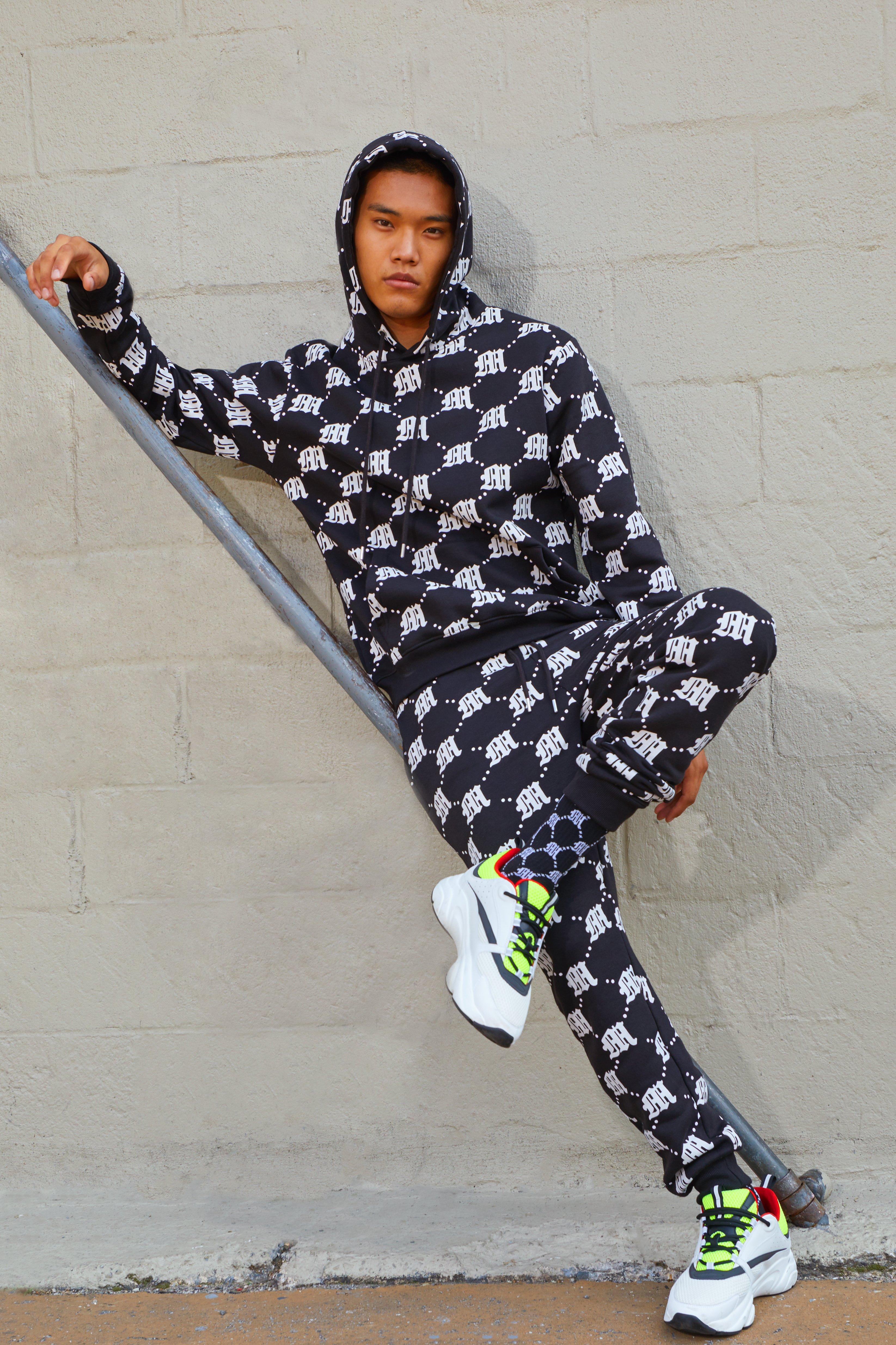 tracksuit m