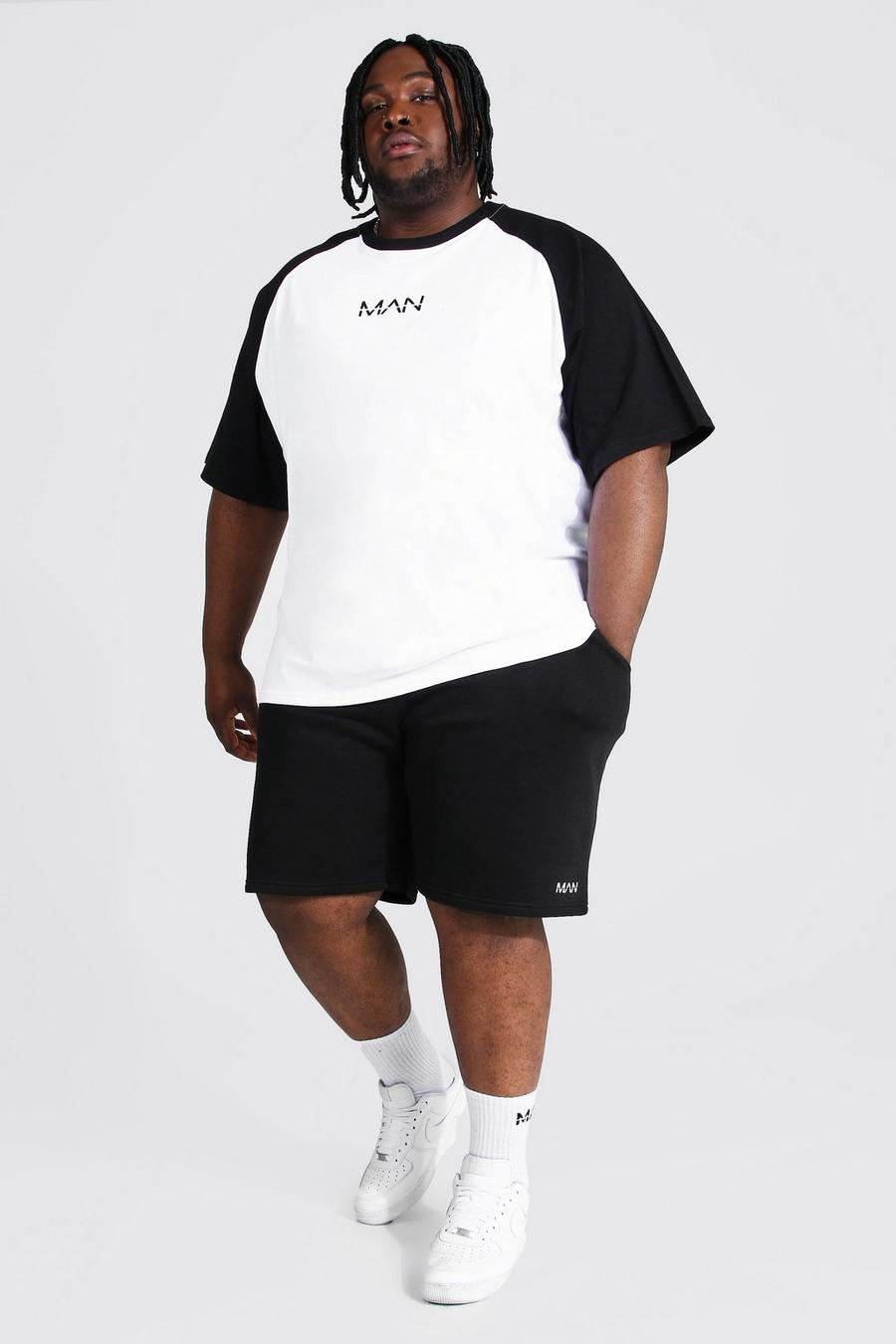 White Plus - MAN Dash T-shirt med raglanärm och shorts image number 1