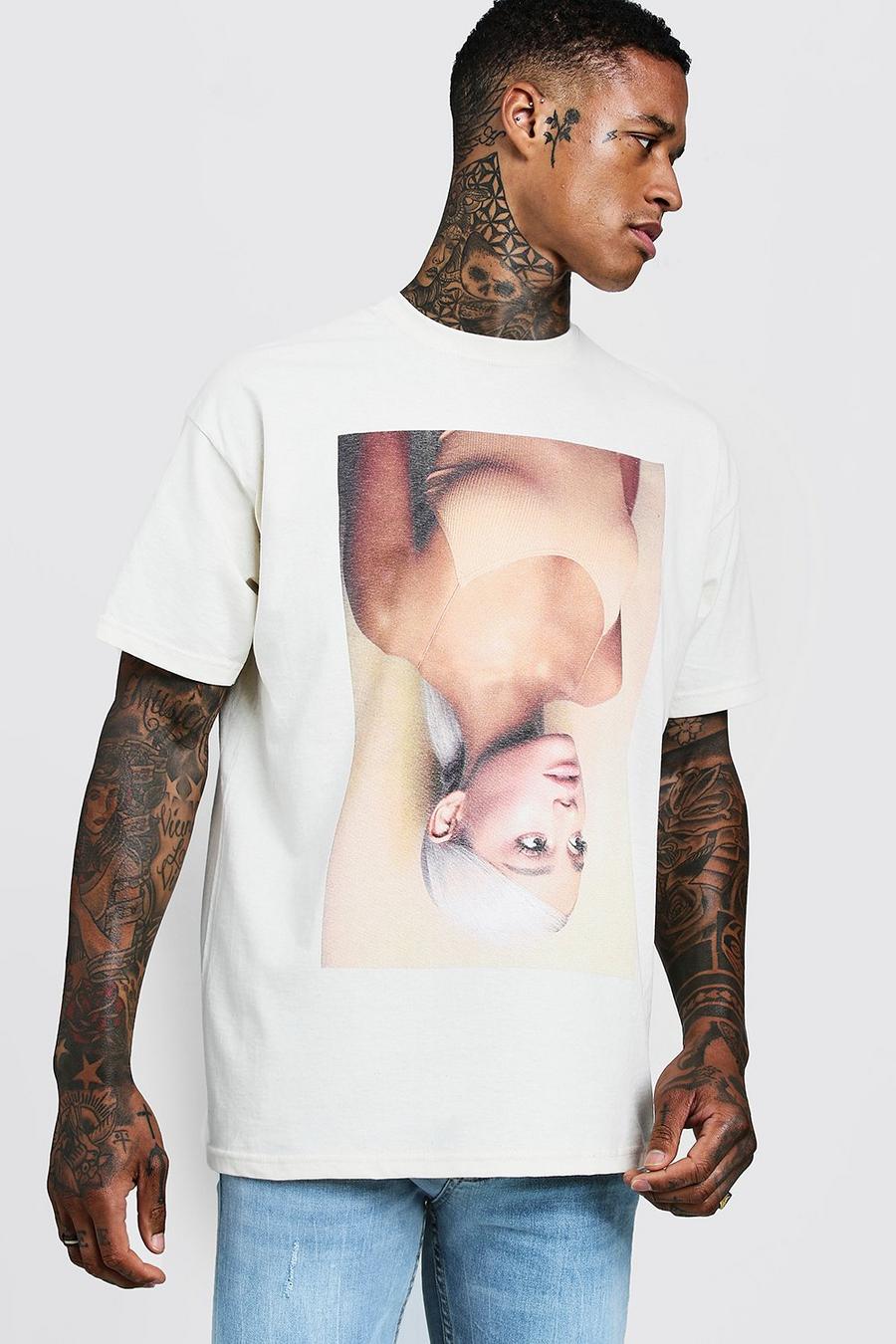 Cream Oversize t-shirt med Ariana Grande-tryck image number 1