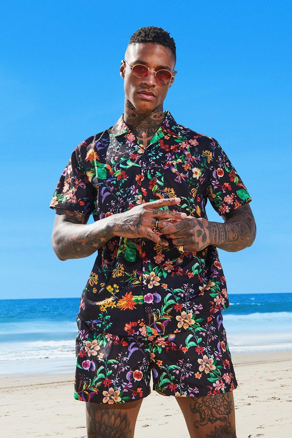 https://media.boohoo.com/i/boohoo/mzz50057_black_xl_3/male-black-fruit-print-shirt-&-swim-short-set