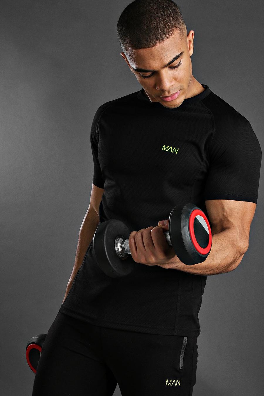Black MAN Active Muscle fit t-shirt med raglanärm image number 1