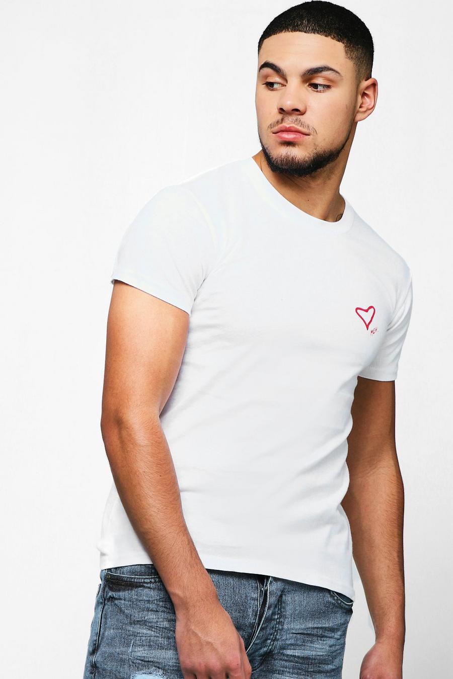 Camiseta con estampado de corazón posicionado image number 1
