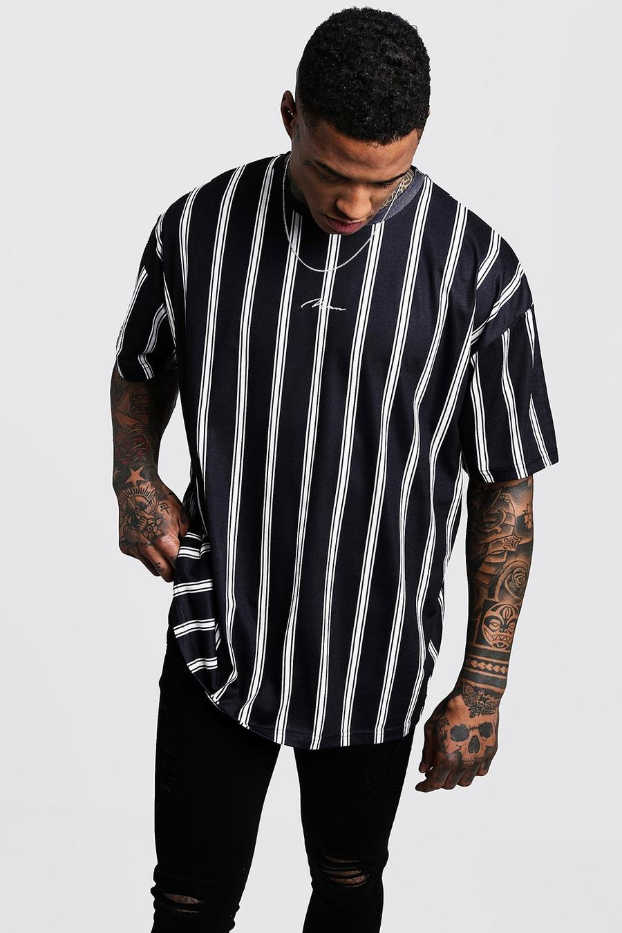 Camiseta oversize de rayas con firma MAN, Negro image number 1