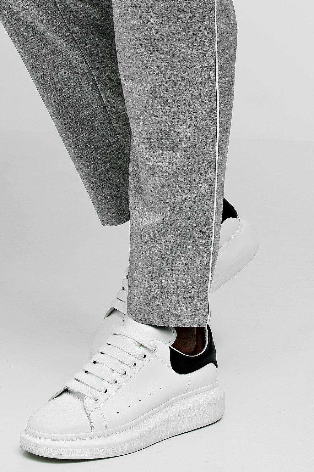 Plus Size Woven Cropped Jogger With Side Piping