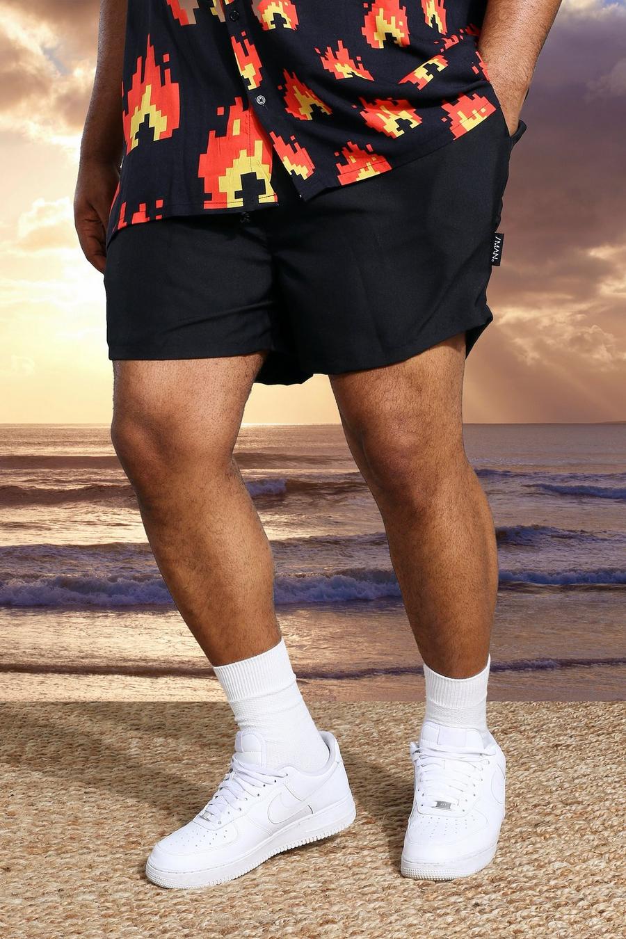 Costume Plus a pantaloncino corto con etichetta MAN, Nero image number 1