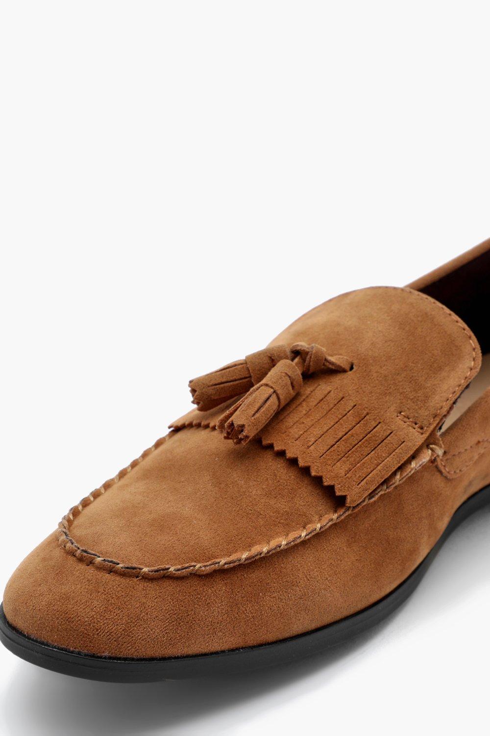 Mocassino con frange e nappe in camoscio sintetico boohoo IT