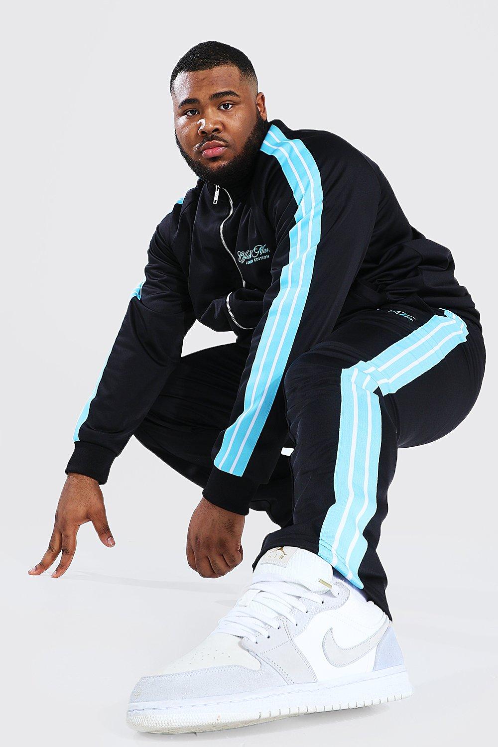 Nike tricot hotsell taped tracksuit