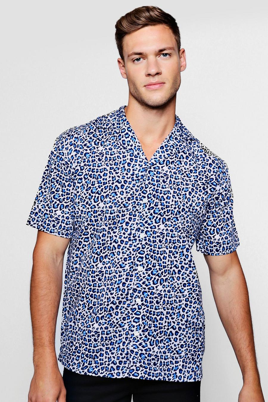 Chemise à manches courtes et col tailleur à imprimé léopard bleu image number 1